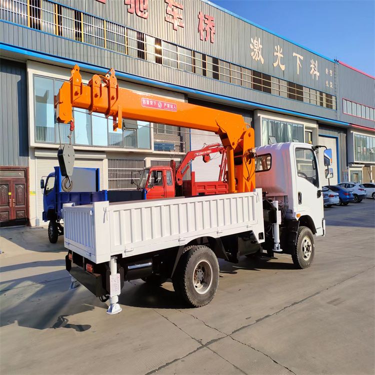 龙港区三轮随车吊定制 农用改装机自备吊中瑞长期出售